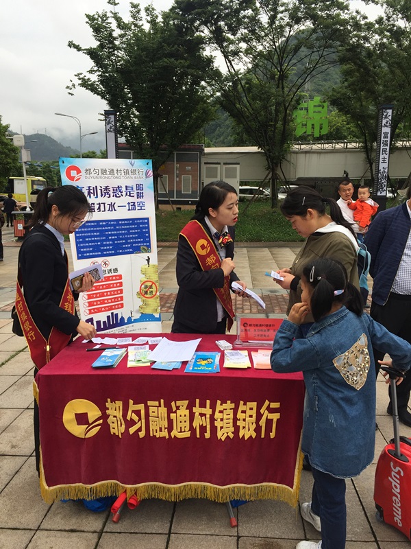 1560822786478025912.jpg 2005.jpg